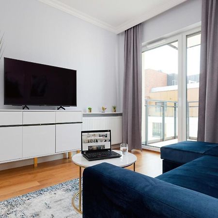 Apartament Dom Przy Okrzei By Renters Prestige Warsaw Luaran gambar