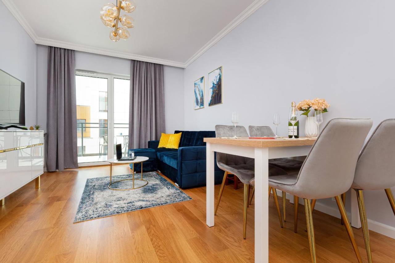 Apartament Dom Przy Okrzei By Renters Prestige Warsaw Luaran gambar