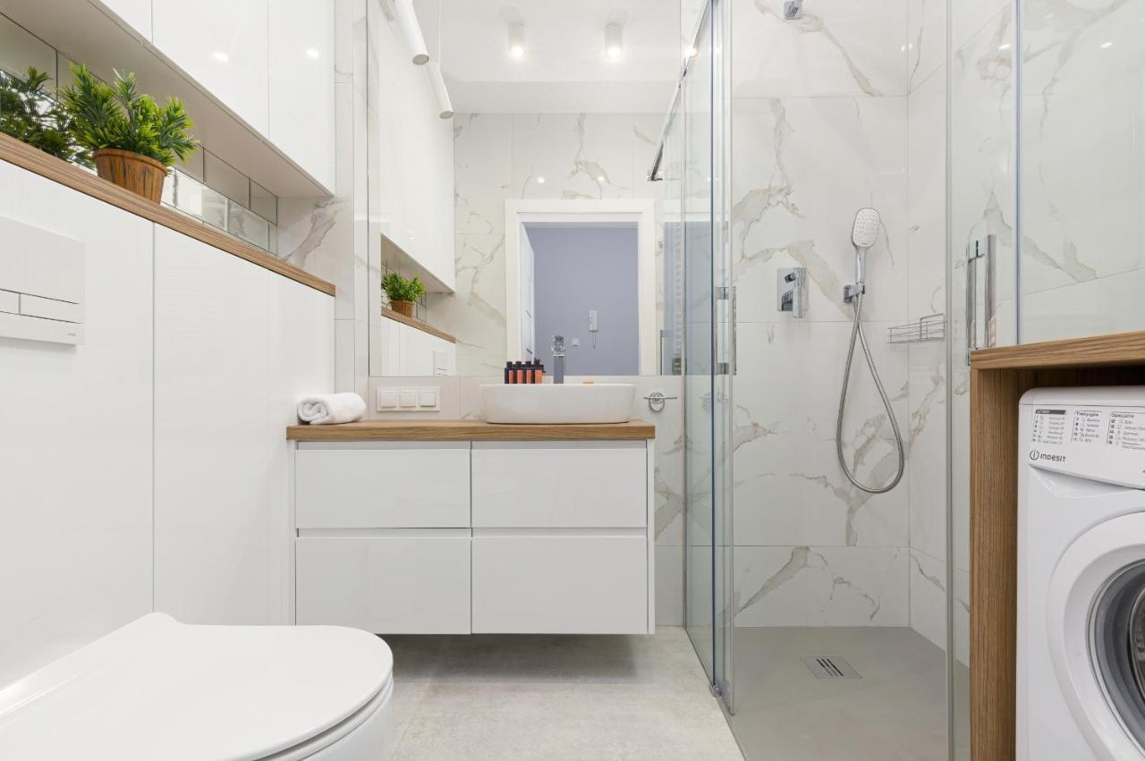 Apartament Dom Przy Okrzei By Renters Prestige Warsaw Luaran gambar
