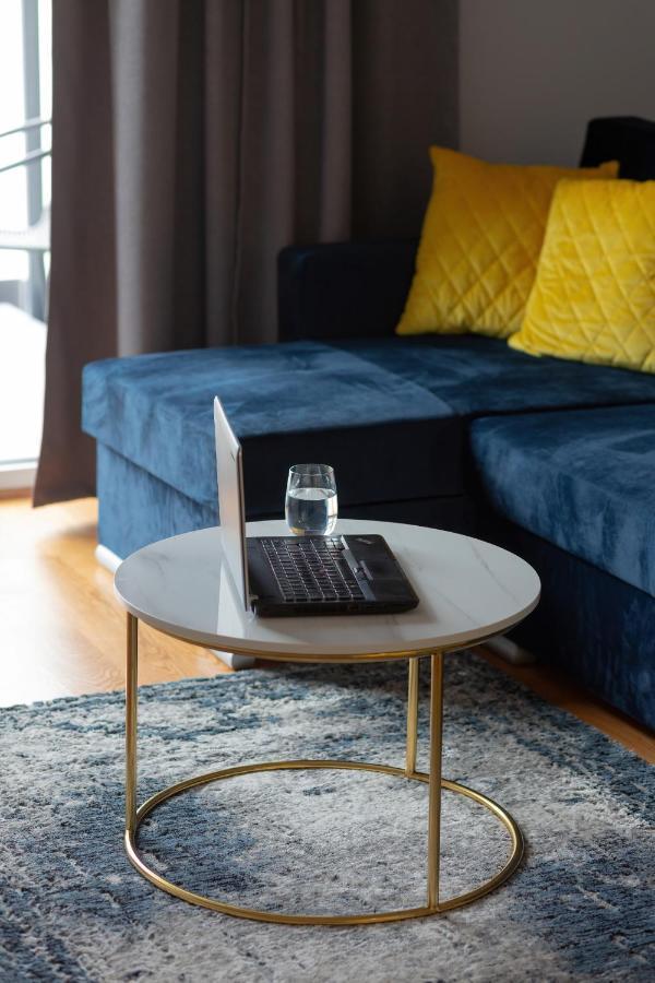 Apartament Dom Przy Okrzei By Renters Prestige Warsaw Luaran gambar