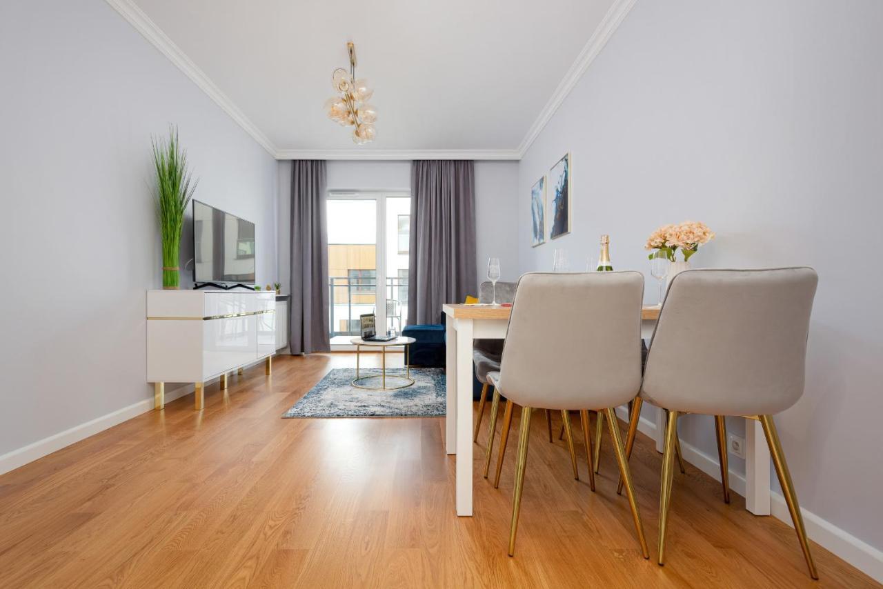 Apartament Dom Przy Okrzei By Renters Prestige Warsaw Luaran gambar
