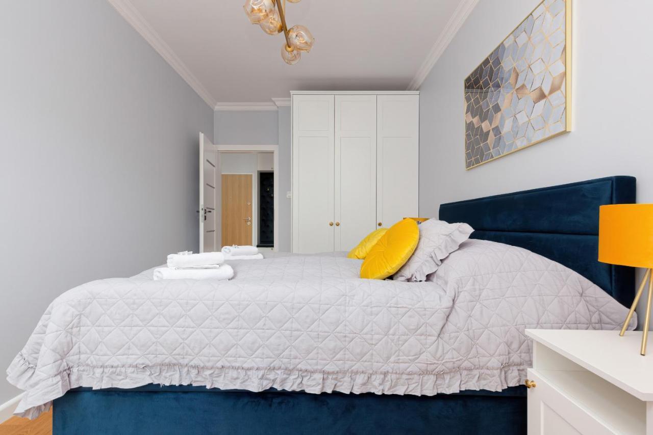 Apartament Dom Przy Okrzei By Renters Prestige Warsaw Luaran gambar